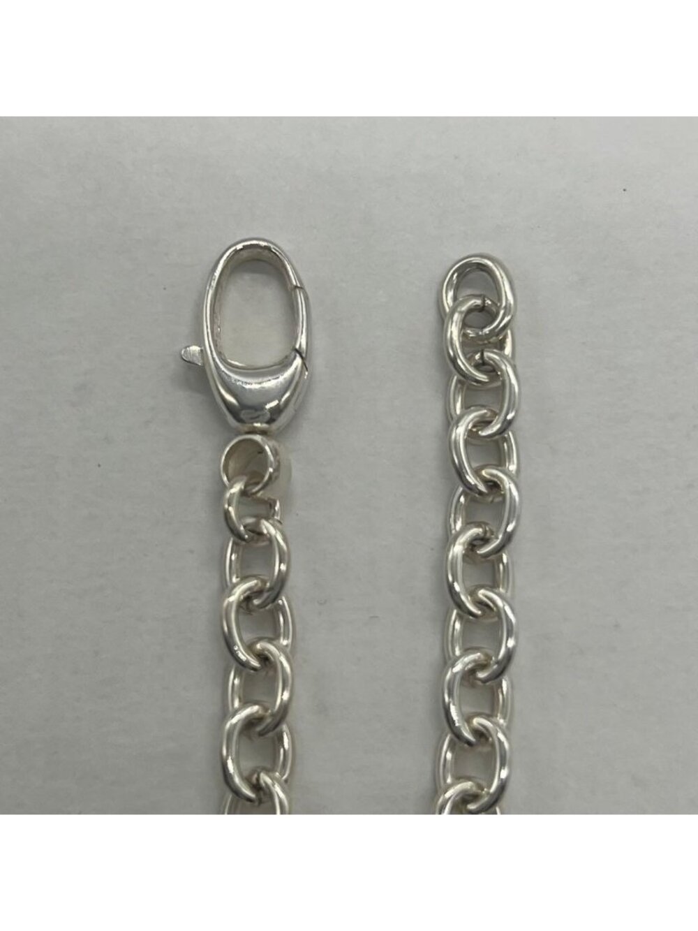 Gucci Heart Chain Necklace - Picture 11 of 15